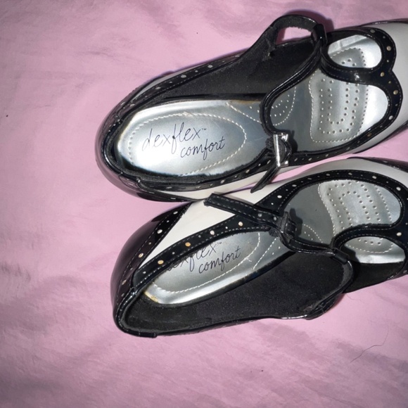 SOLD - Picture 3 of 5